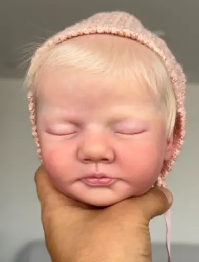 Newborn Caucásico